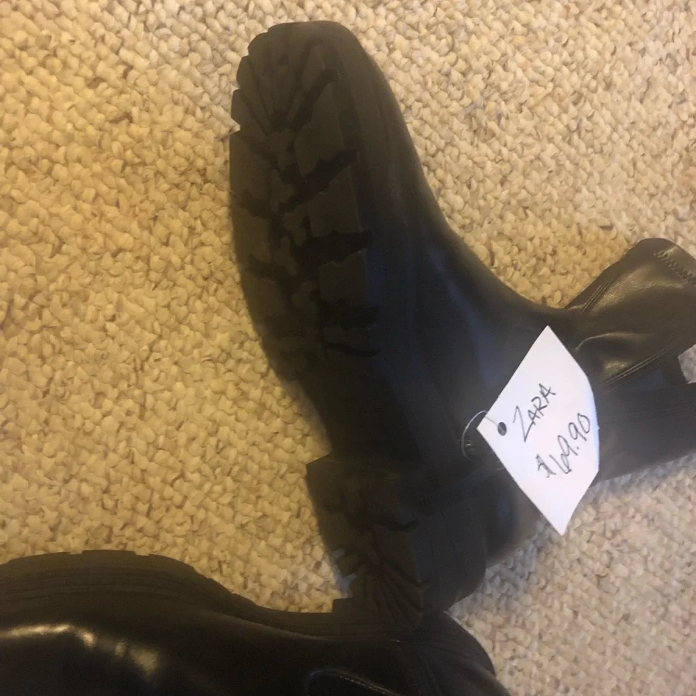 Nwt $69  ZARA Brown Leather Ankle Boots w/ Lug Soles     Size: 6.5 / 37 - Picture 2 of 6